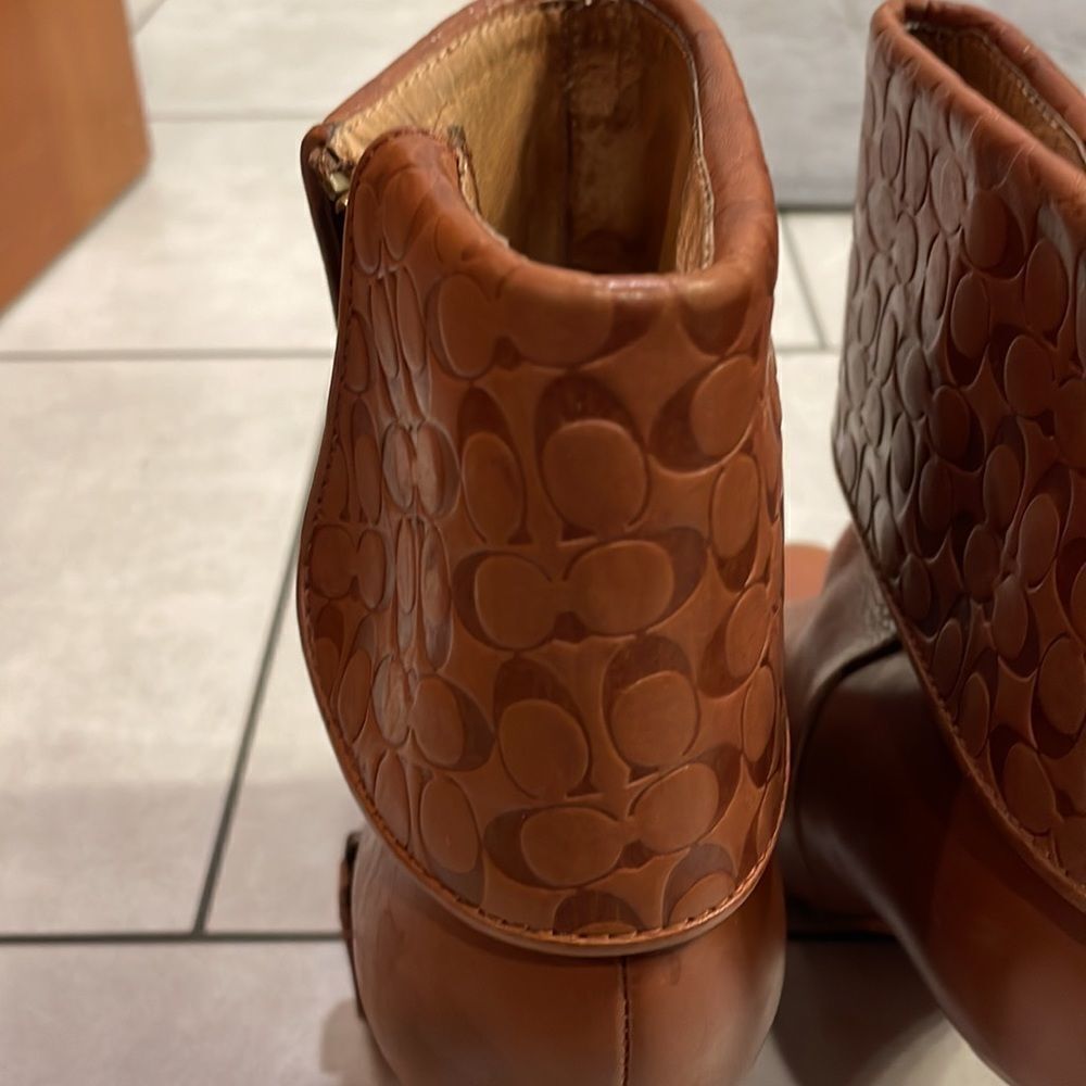 Coach woman’s high heeled booties - Picture 8 of 16